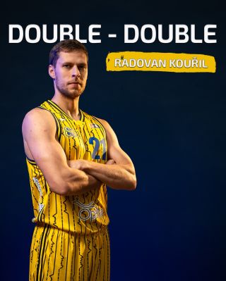 Radovan Kouřil ve včerejším utkání opět ukázal svou třídu!🏀 Na své konto si připsal double-double – 15 bodů a 10...